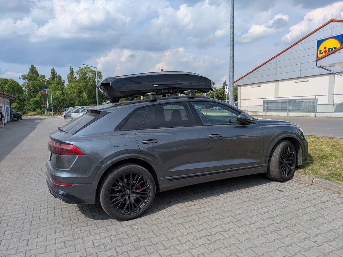 Audi Q8 box Thule Motion 3 XL